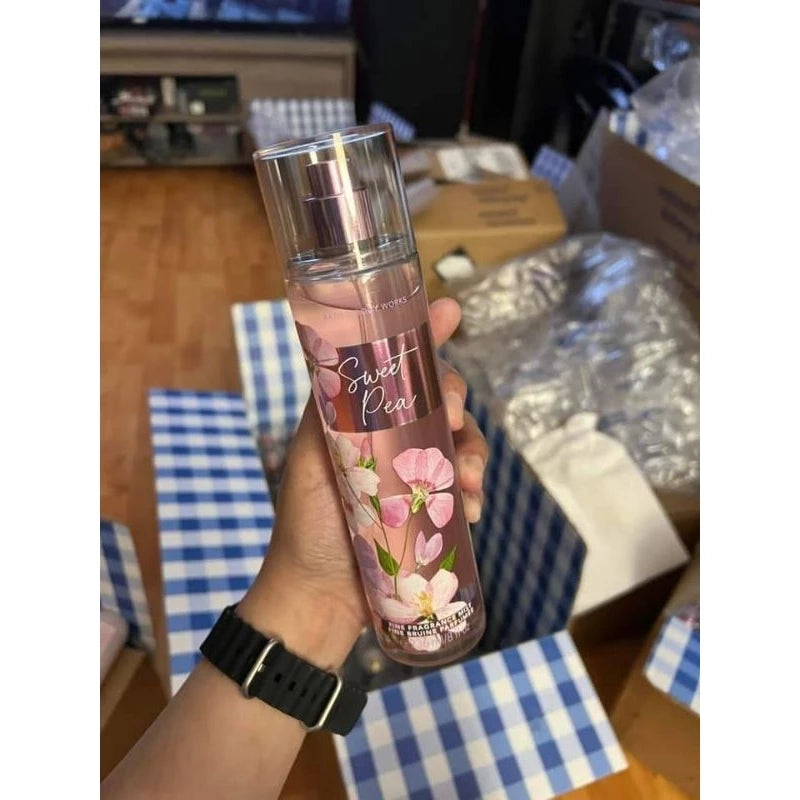 Bath and body works Sweet pea Secondary image
