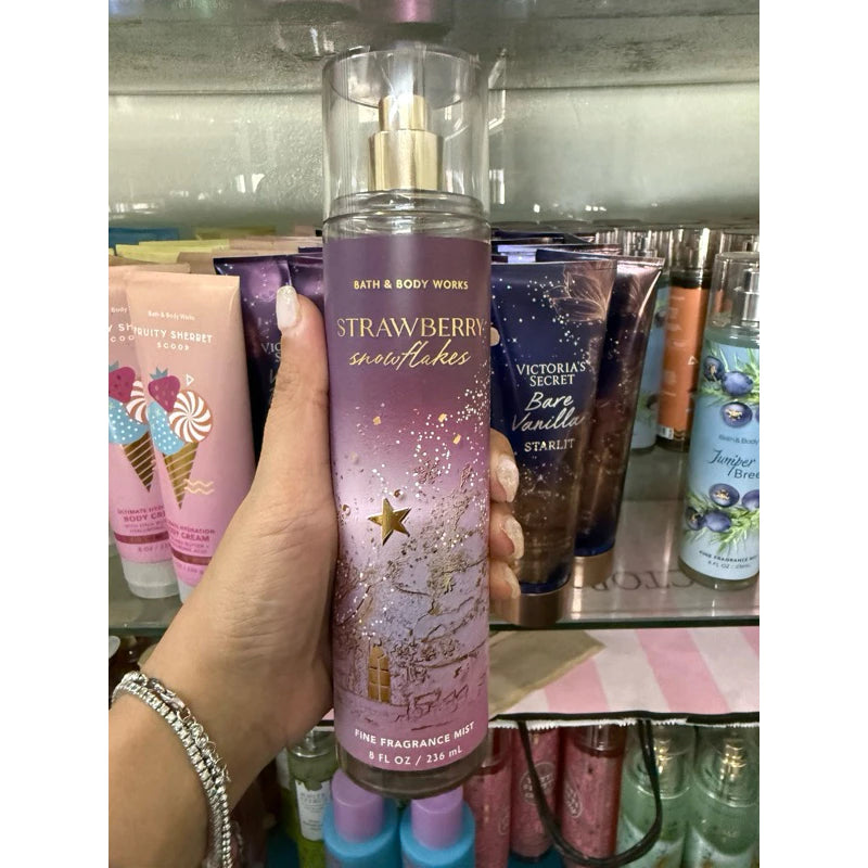 Bath and bodyworks Strawberry Snowflakes